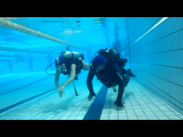 Bautizo de buceo con personas de Adacen
